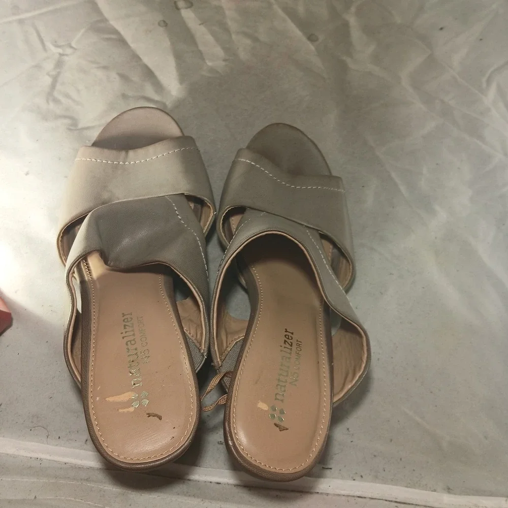 Naturalizer Nico Taupe Wedge Sandals Womens 6.5M N5 Comfort Crossover Slide Z226